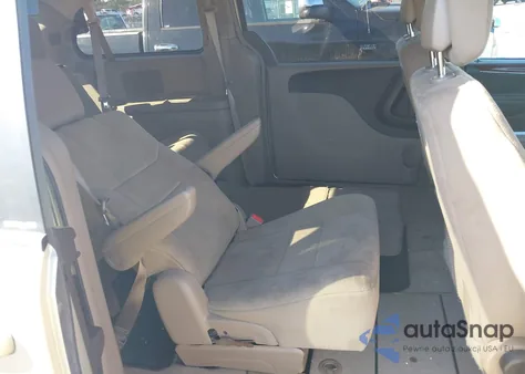 2011 Chrysler Town & Country Touring z USA, uszkodzony, nr VIN 2A4RR5DGXBR612470